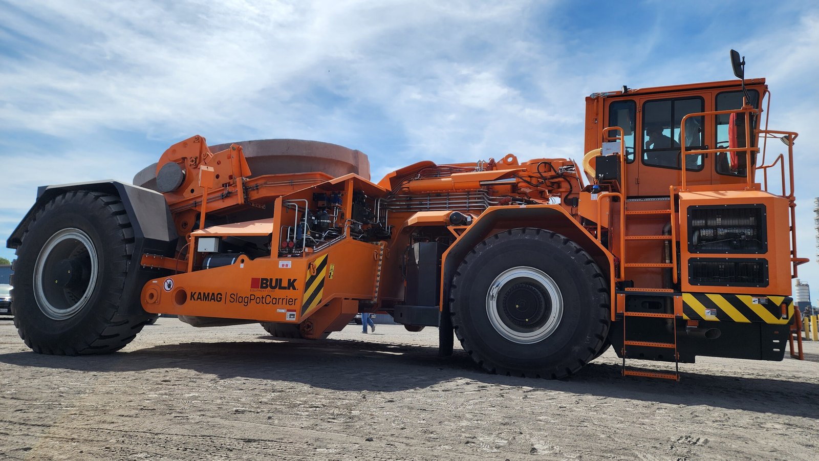 orange KAMAG slag pot carrier